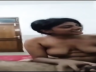 See Mms Leaked's Indian homemade movie - a insatiable inexperienced brunette gets caught on camera