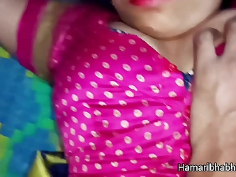 Abhi & Devi's flamy Indian bhabhi enjoy horde respecting a super-fucking-hot desi three vid