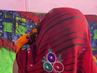 Stepdaughter-in-law Nagma gets fractured wits her Daddy-in-law while she's snoozing