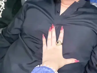 Desi Stepmom's Unthinkable Story: Hot Latina Stepson's Desi Making love prevalent Big Boobs and Desi Love