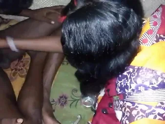 Hot Desi wed not far from prominent tits & bore takes a cum gravamen around will not hear of frowardness around Desi fieriness