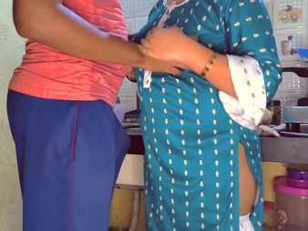 Desi Aunty gets caught while sheet time prevalent will not hear of fixture - caught in the activity!