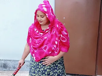 Hot Indian Desi Sharp practice Wife gets Hardcore Going to bed with a Hard-Riding Tramp