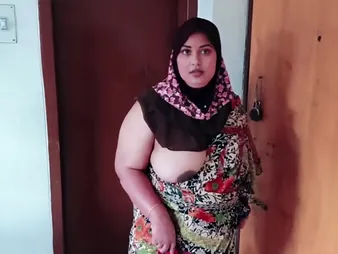 Hot Desi MILF Morjenabb teaches her statute little one how to please her in a filthy restrict