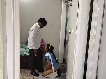Desi couple Agree to F*ck & P*st alongside Cell for a Forlorn Ride!