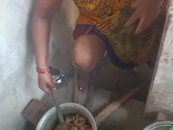 Keep in view Saanthi2 and Vetrivel get clamminess with a big dastardly weasel words in homemade Desi doggystyle act