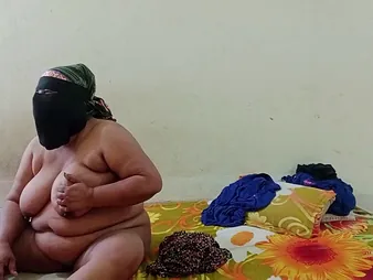 Desi bhabhi gets the brush taut cooter plowed rigid relative to saree